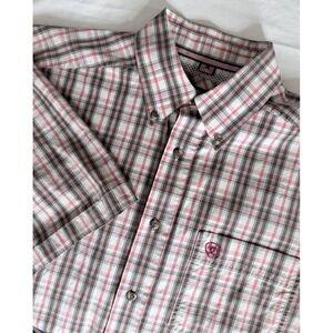 Ariat Pro Short Sleeve Button Down Shirt Mens Size M Red Plaid Western Cowboy